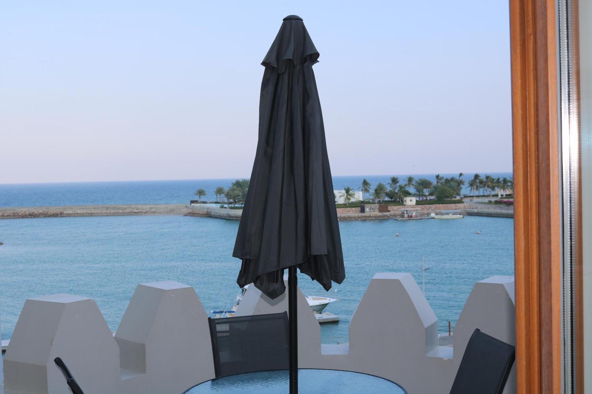 Jabal Sifah Tha Marina View Apartment